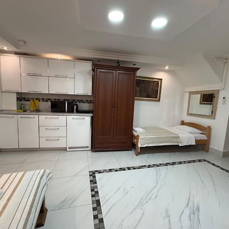Vita Mundo Hotel Kotor Eksteriør bilde