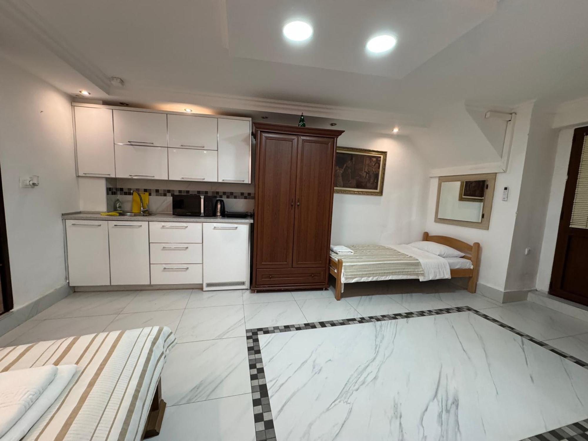 Vita Mundo Hotel Kotor Eksteriør bilde