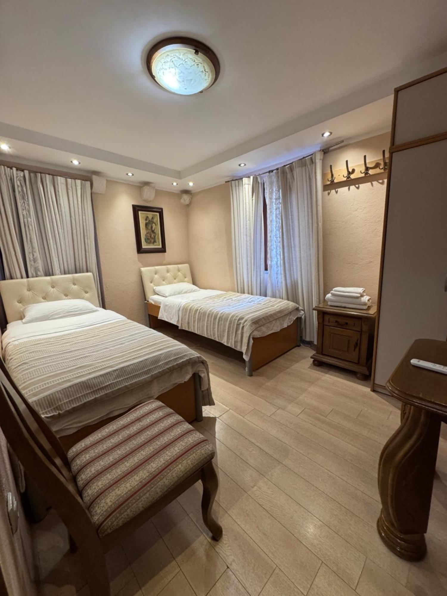Vita Mundo Hotel Kotor Eksteriør bilde